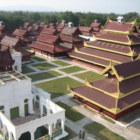Hotel Victory Point Mandalay Esterno foto