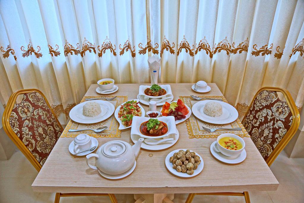 Hotel Victory Point Mandalay Esterno foto