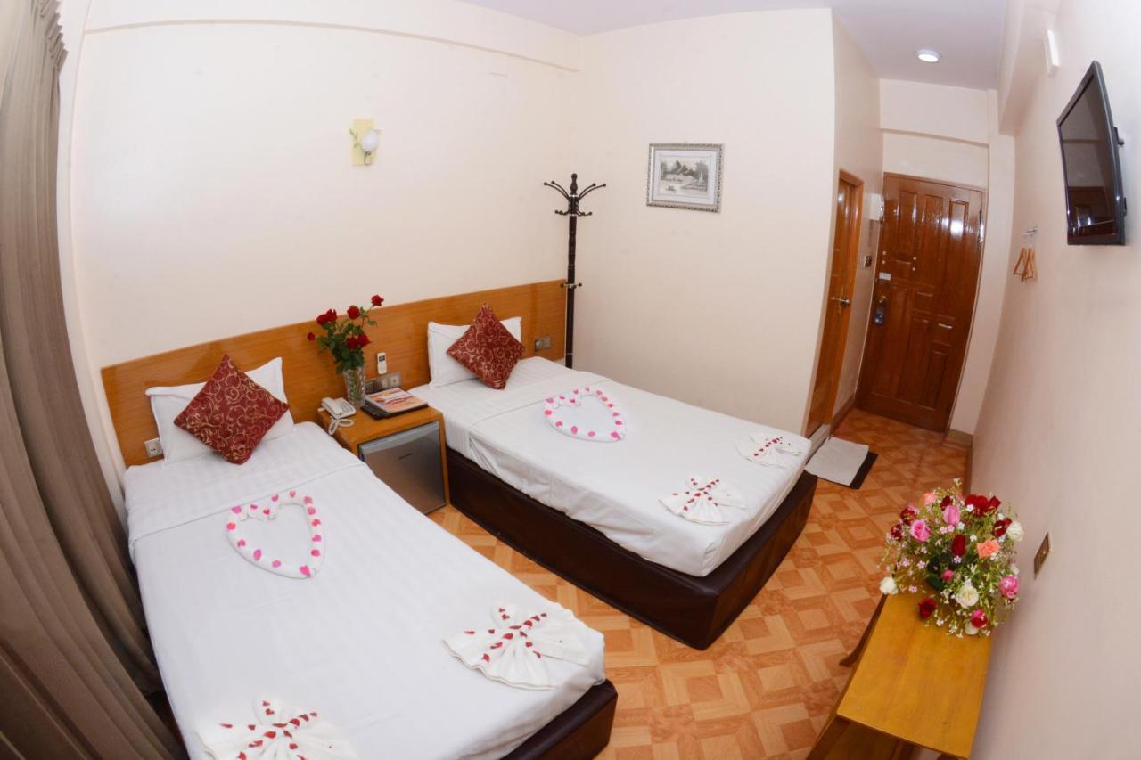 Hotel Victory Point Mandalay Esterno foto