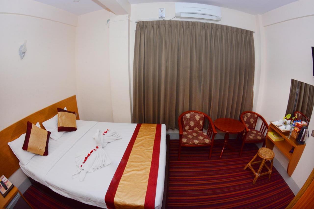 Hotel Victory Point Mandalay Esterno foto